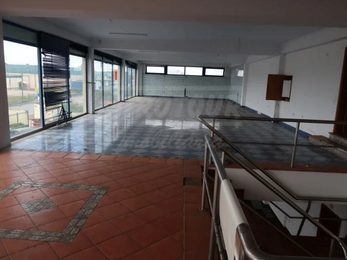 Armazém para Venda em Quinta do Anjo Foto 20