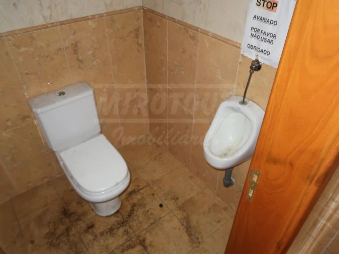 Armazém para Venda em Quinta do Anjo Foto 33