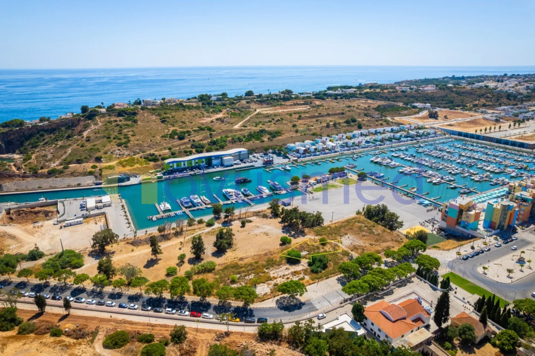 Terreno para Venda em Albufeira e Olhos de Água Foto 7