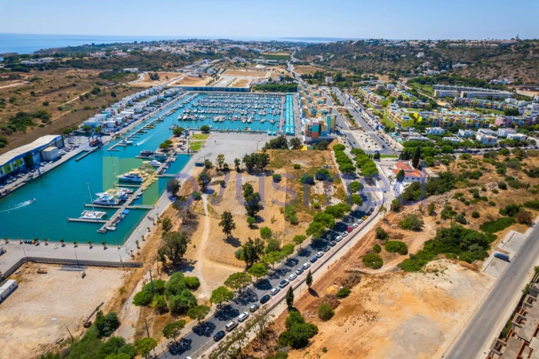 Terreno para Venda em Albufeira e Olhos de Água Foto 14
