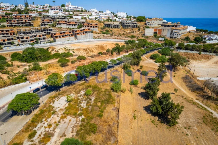 Terreno para Venda em Albufeira e Olhos de Água Foto 17