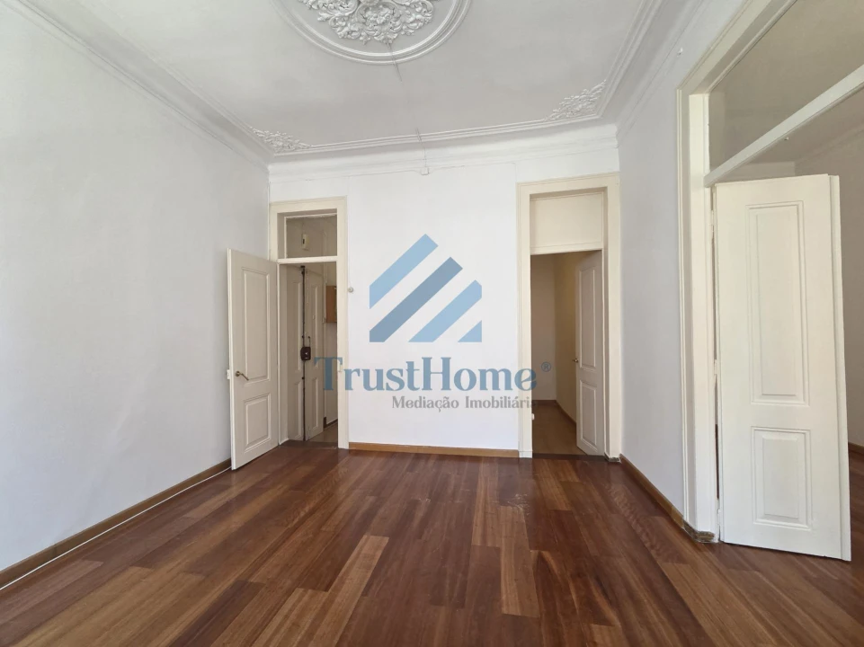 Apartamento T2 para Venda em Campo de Ourique Foto 10
