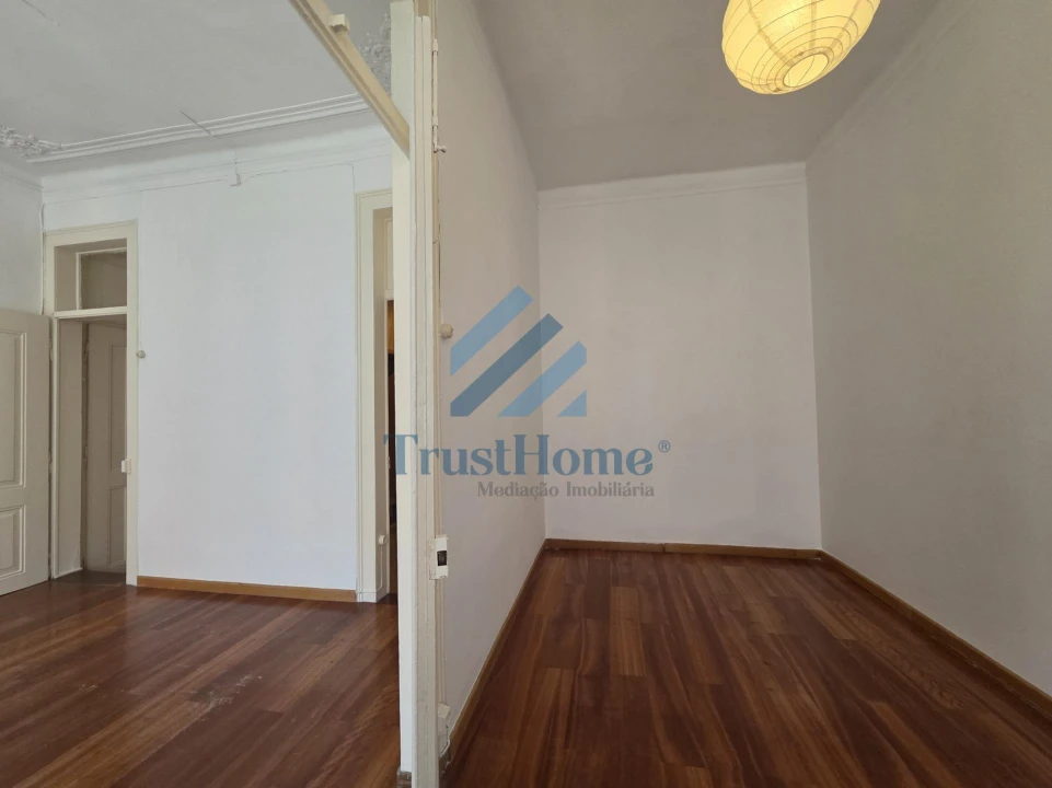 Apartamento T2 para Venda em Campo de Ourique Foto 12