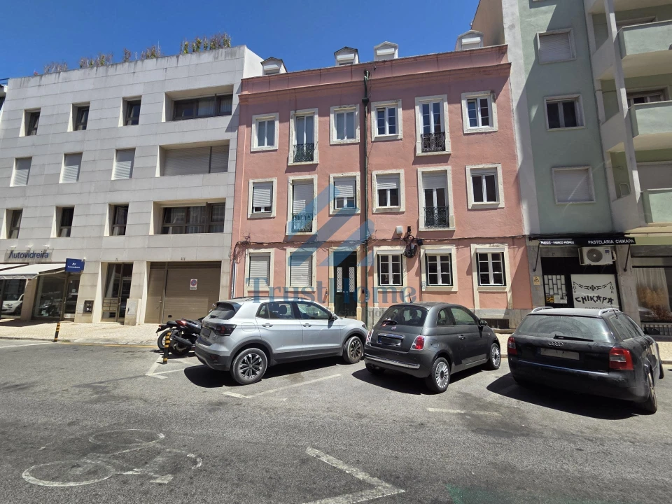 Apartamento T2 para Venda em Campo de Ourique Foto 18