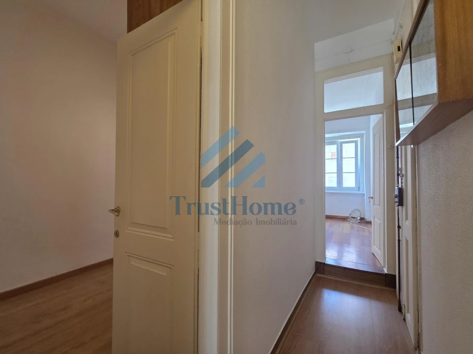 Apartamento T2 para Venda em Campo de Ourique Foto 8