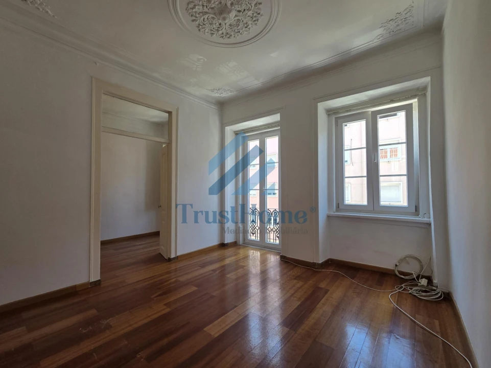 Apartamento T2 para Venda em Campo de Ourique Foto 9