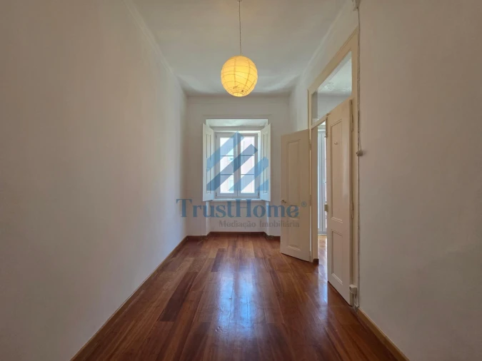 Apartamento T2 para Venda em Campo de Ourique Foto 14