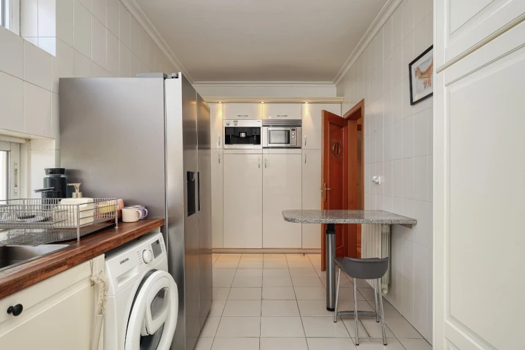 Apartamento T3 para Venda em Alcabideche Foto 9