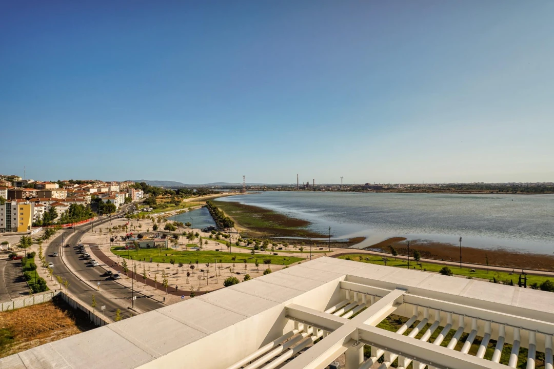 Apartamento T2 para Venda em Barreiro e Lavradio Foto 29