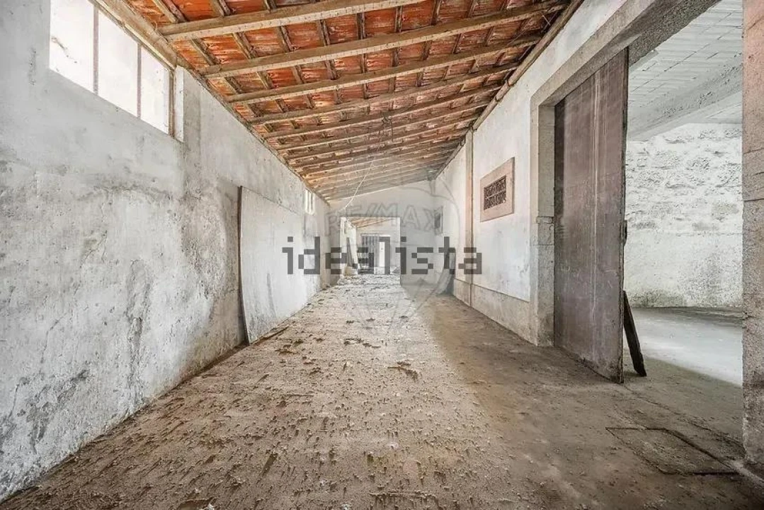 Moradia T6 para Venda em Barcelinhos Foto 12