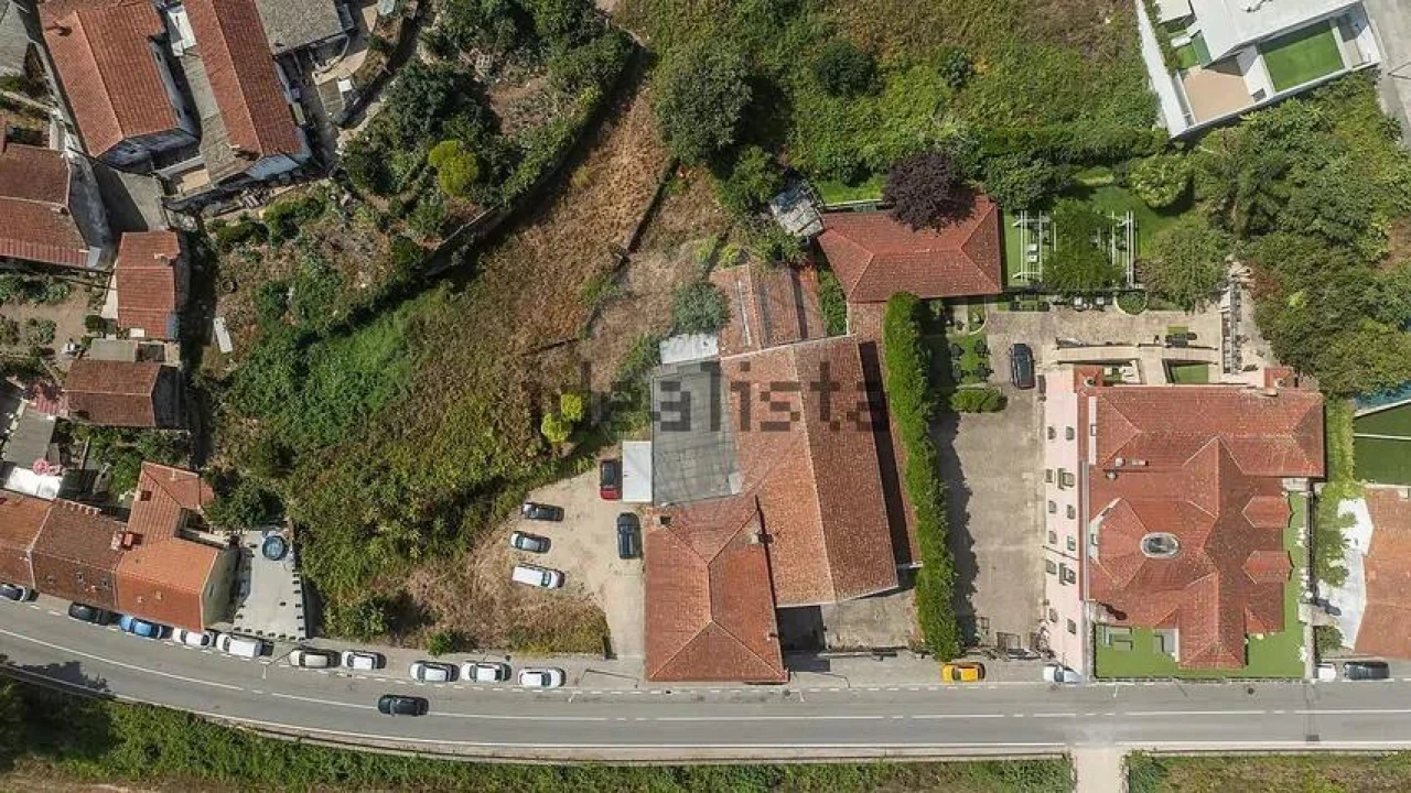 Moradia T6 para Venda em Barcelinhos Foto 38