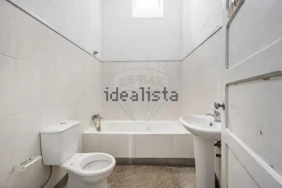 Moradia T6 para Venda em Barcelinhos