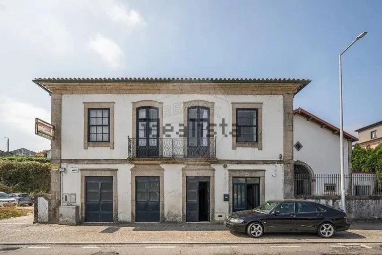 Moradia T6 para Venda em Barcelinhos Foto 2