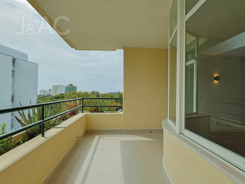 Apartamento T2 para Venda em Cascais e Estoril Foto 4