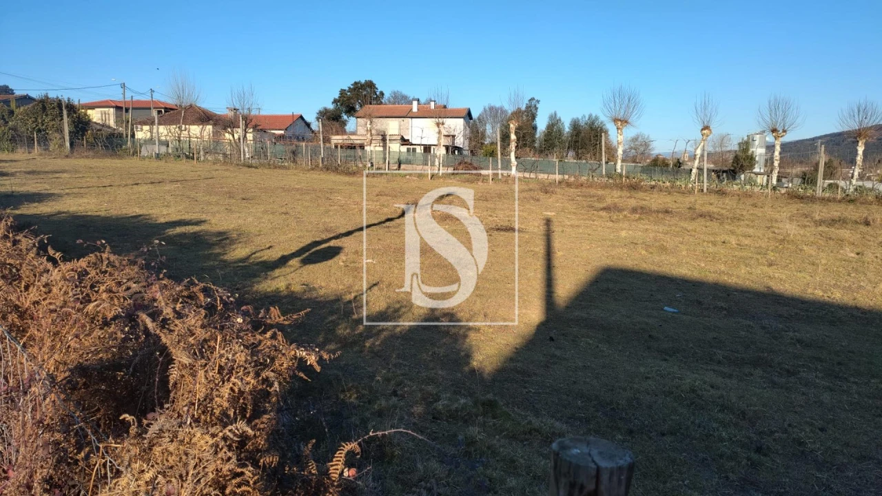 Terreno para Venda em Briteiros Santo Estêvão e Donim Foto 10
