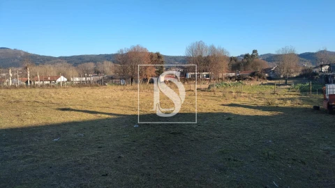 Terreno para Venda em Briteiros Santo Estêvão e Donim