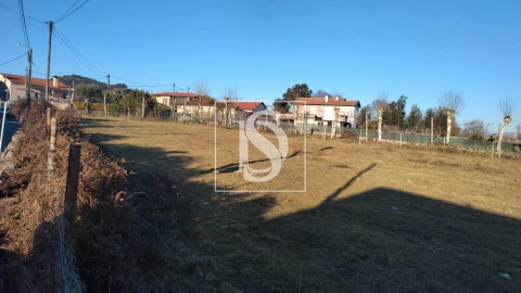 Terreno para Venda em Briteiros Santo Estêvão e Donim