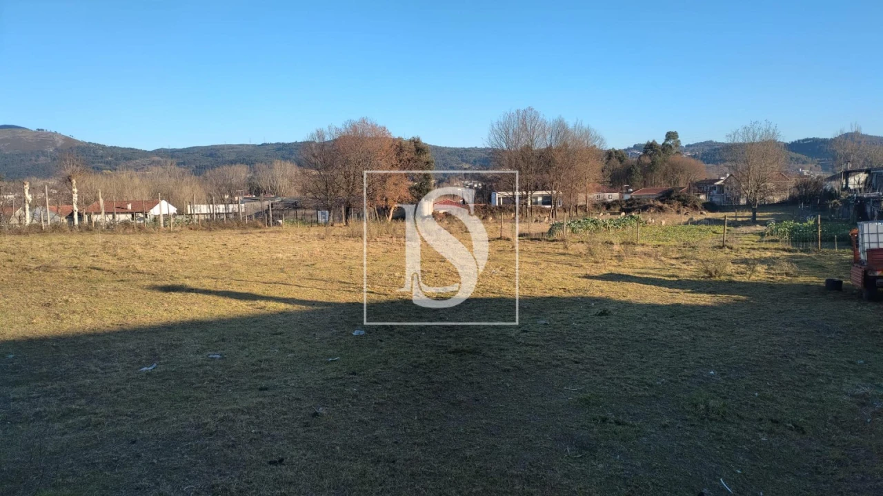 Terreno para Venda em Briteiros Santo Estêvão e Donim Foto 7