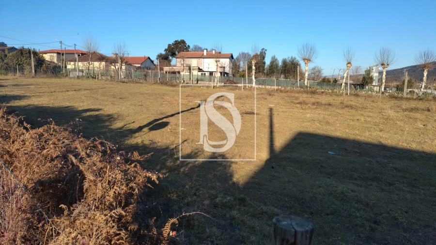 Terreno para Venda em Briteiros Santo Estêvão e Donim Foto 10