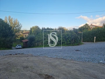 Armazém para Venda em Fermentões