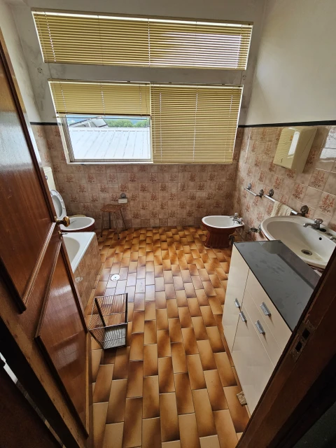 Armazém para Arrendamento em Arões (São Romão)
