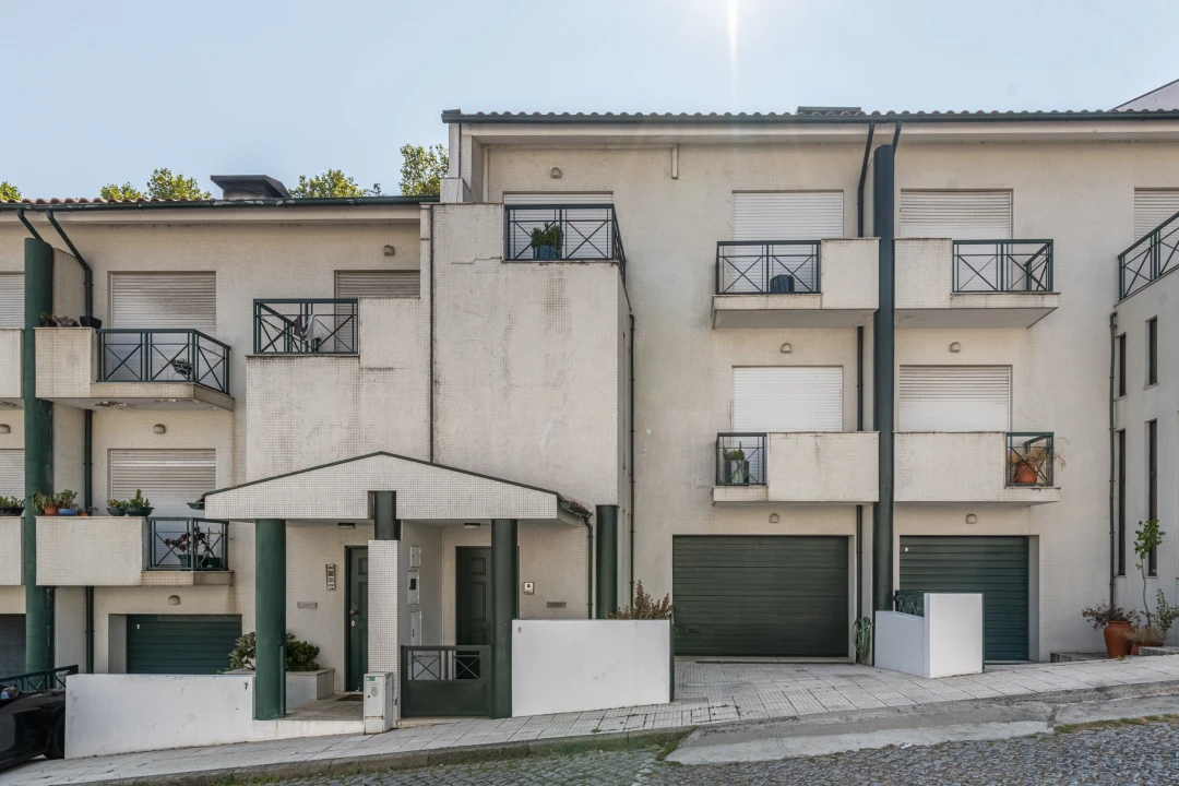 Moradia T4 para Venda em Creixomil Foto 34