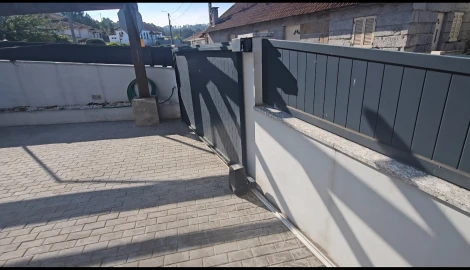 Moradia T2 para Venda em Regadas