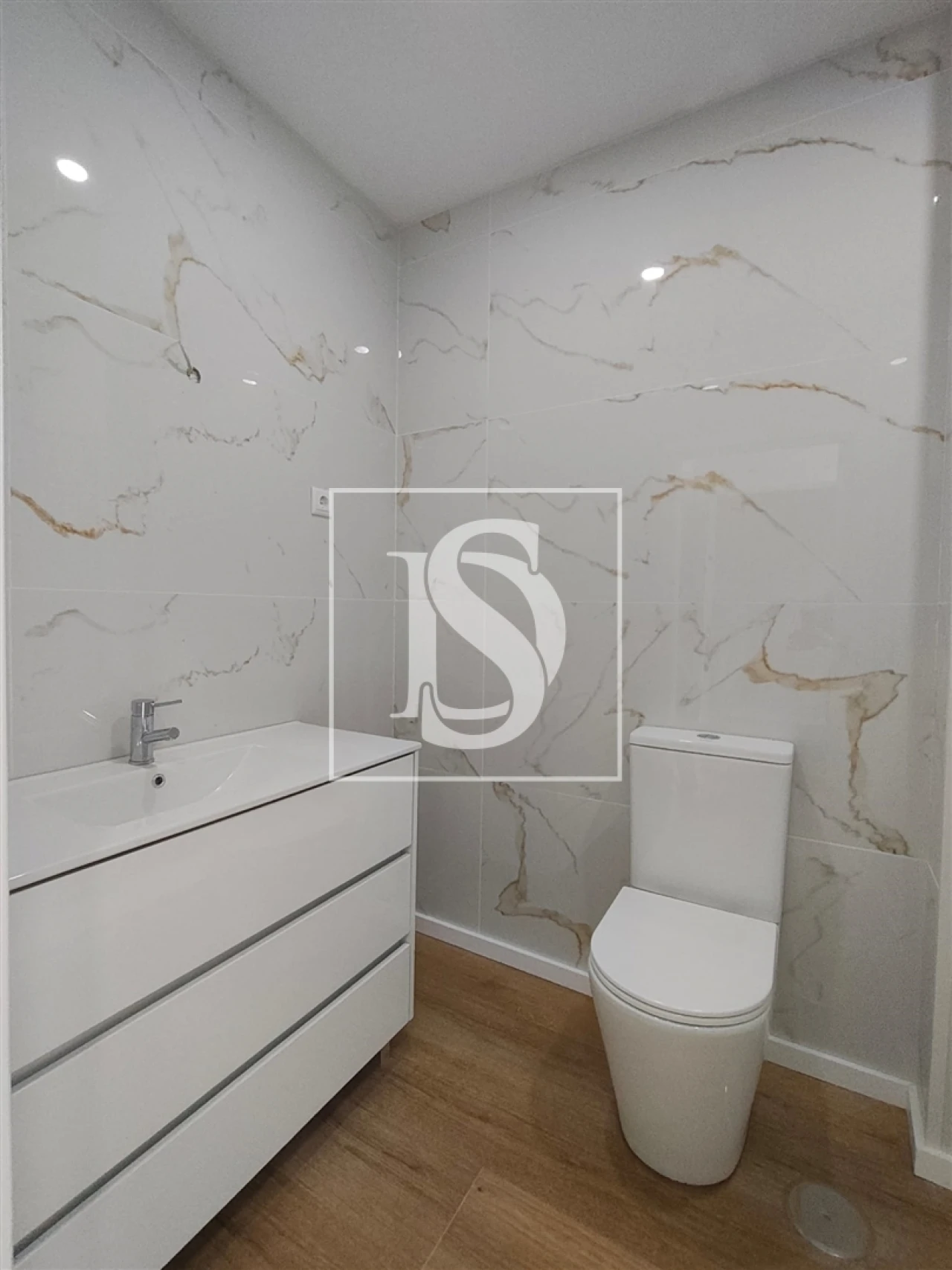 Apartamento T2 para Venda em Azurem Foto 4