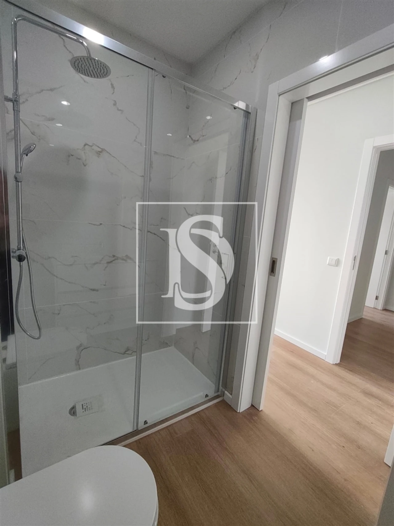 Apartamento T2 para Venda em Azurem Foto 6