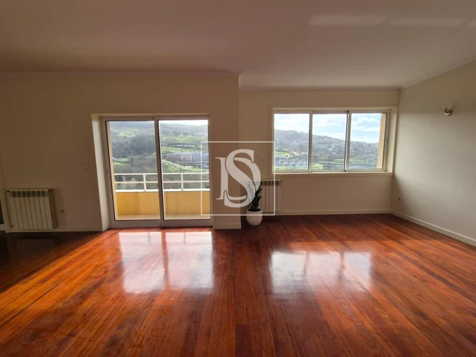 Apartamento T4 para Venda em Costa Foto 2