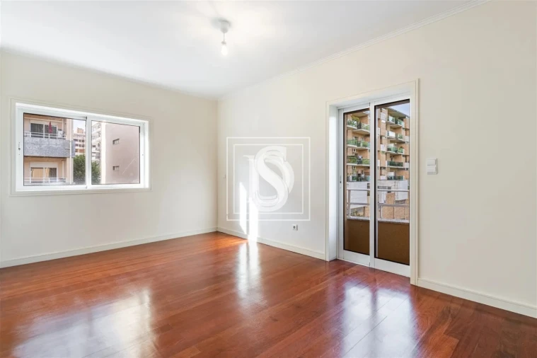 Apartamento T4 para Venda em Costa Foto 12