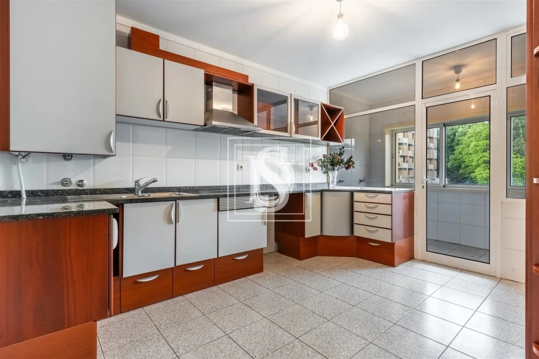Apartamento T4 para Venda em Costa Foto 16