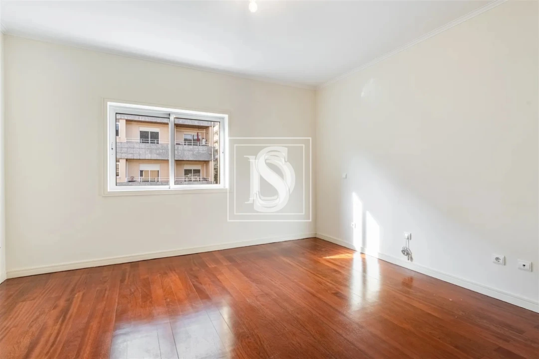 Apartamento T4 para Venda em Costa Foto 13