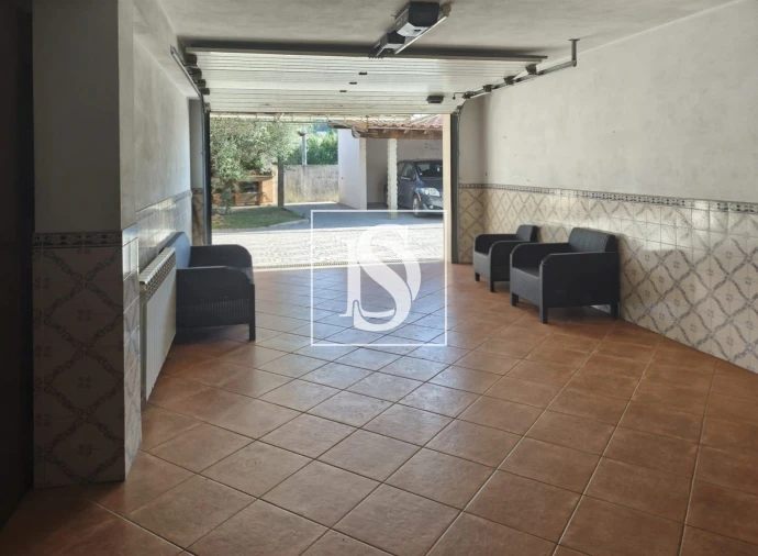 Moradia T3 para Venda em Irivo Foto 21