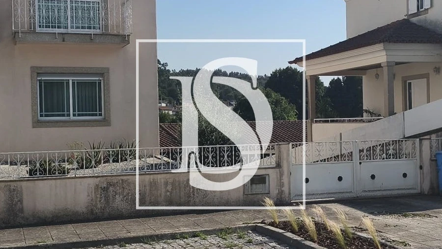 Moradia T3 para Venda em Irivo