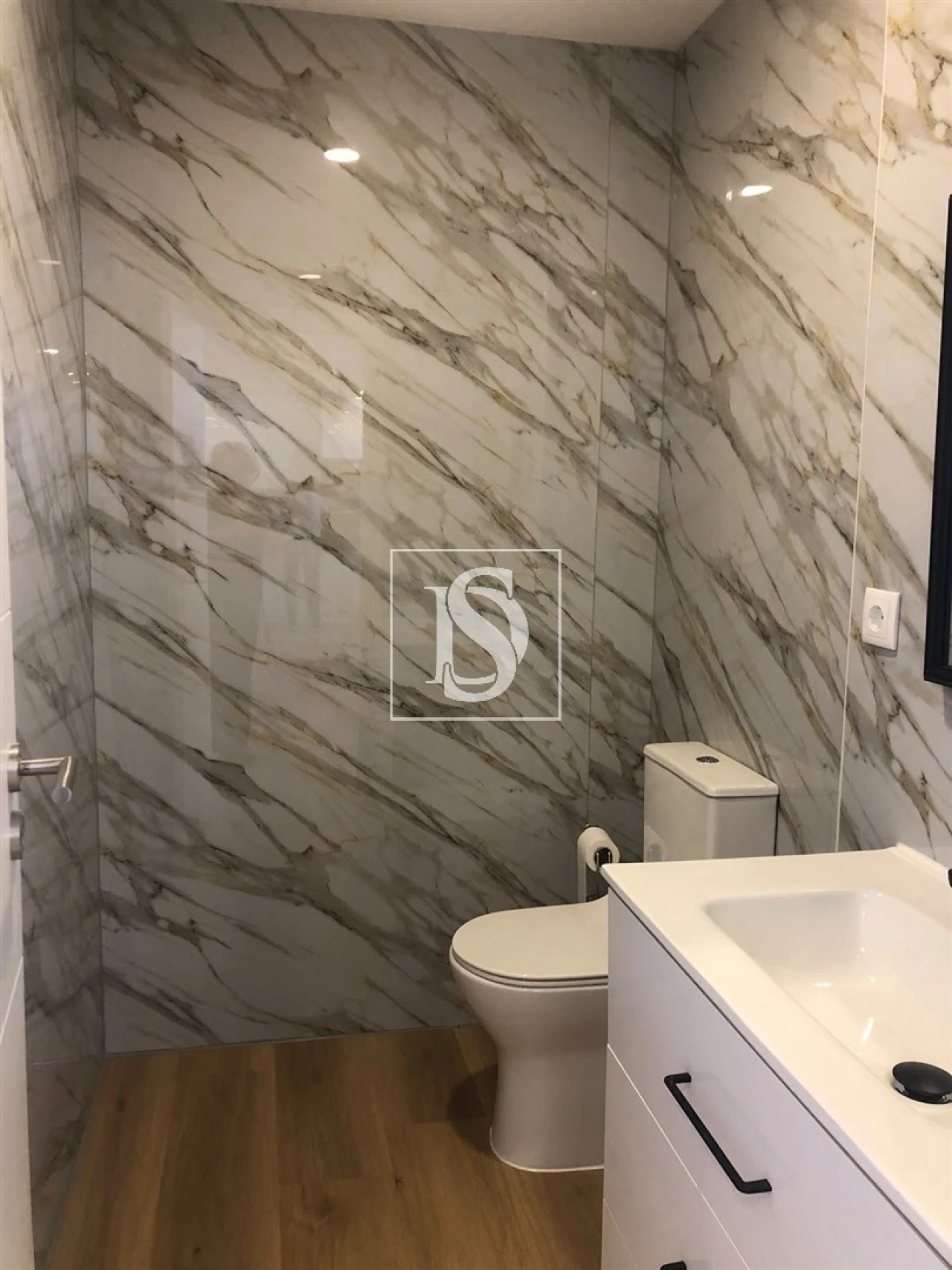 Apartamento T3 para Venda em Delães Foto 15
