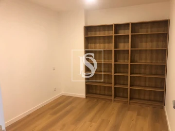 Apartamento T3 para Venda em Delães