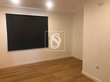Apartamento T3 para Venda em Delães