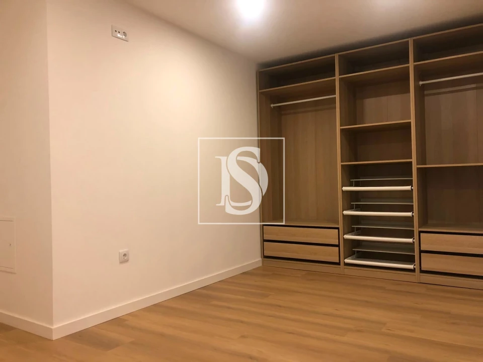 Apartamento T3 para Venda em Delães Foto 10