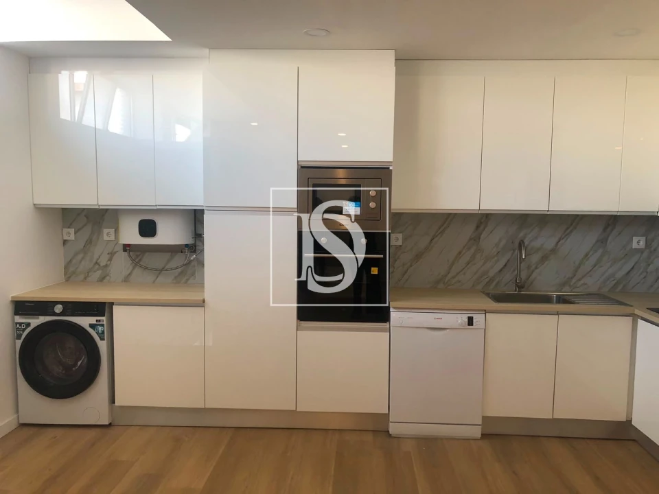 Apartamento T3 para Venda em Delães Foto 1