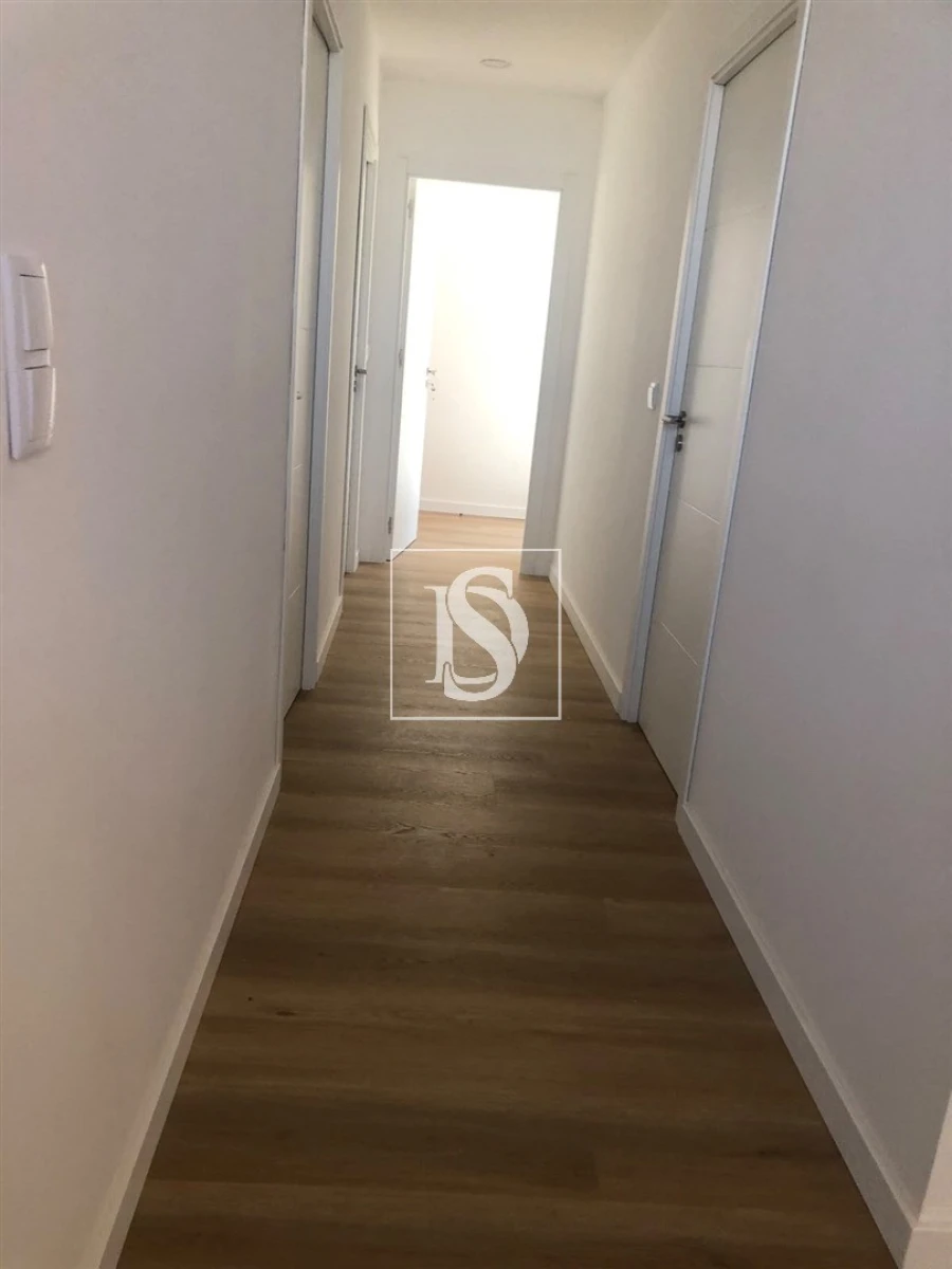 Apartamento T3 para Venda em Delães Foto 8