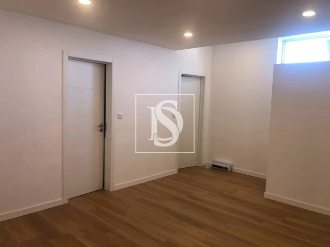 Apartamento T3 para Venda em Delães Foto 14