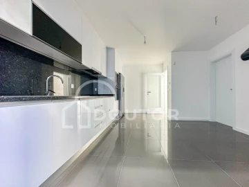 Moradia T3 para Venda em Santo Antonio