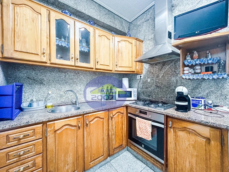 Apartamento T2 para Venda em Mozelos Foto 7