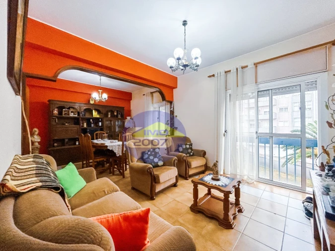 Apartamento T2 para Venda em Mozelos Foto 2