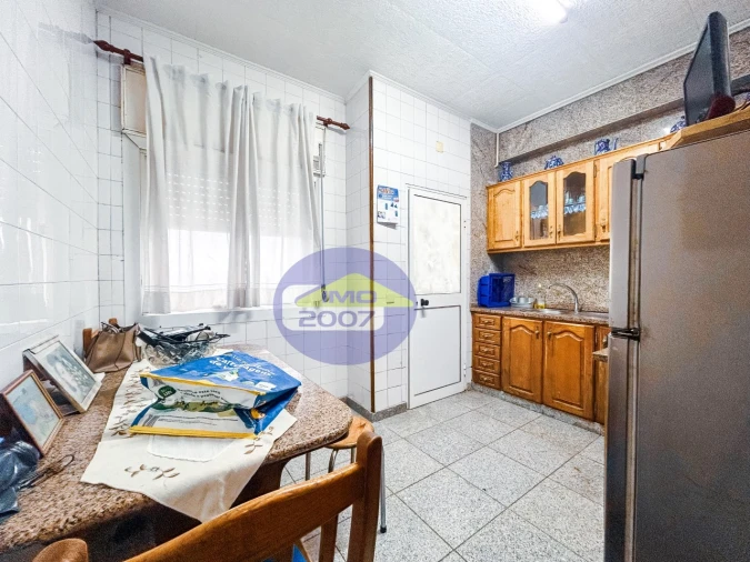 Apartamento T2 para Venda em Mozelos Foto 9