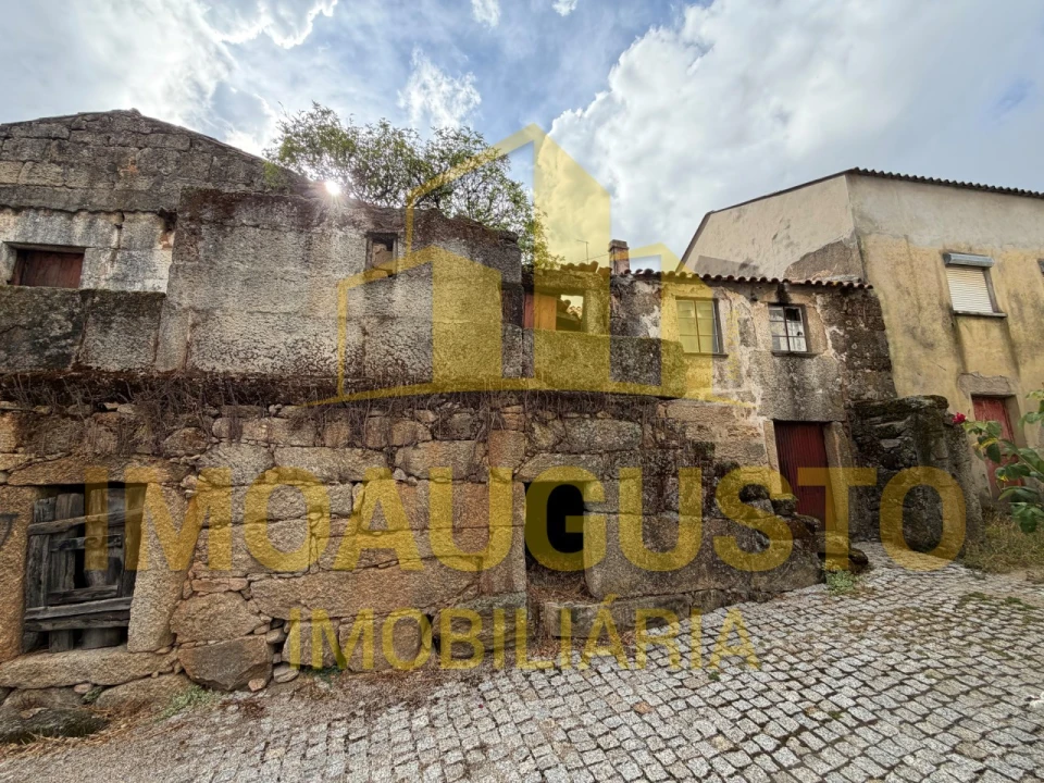 Moradia para Venda em Pousade e Albardo Foto 4