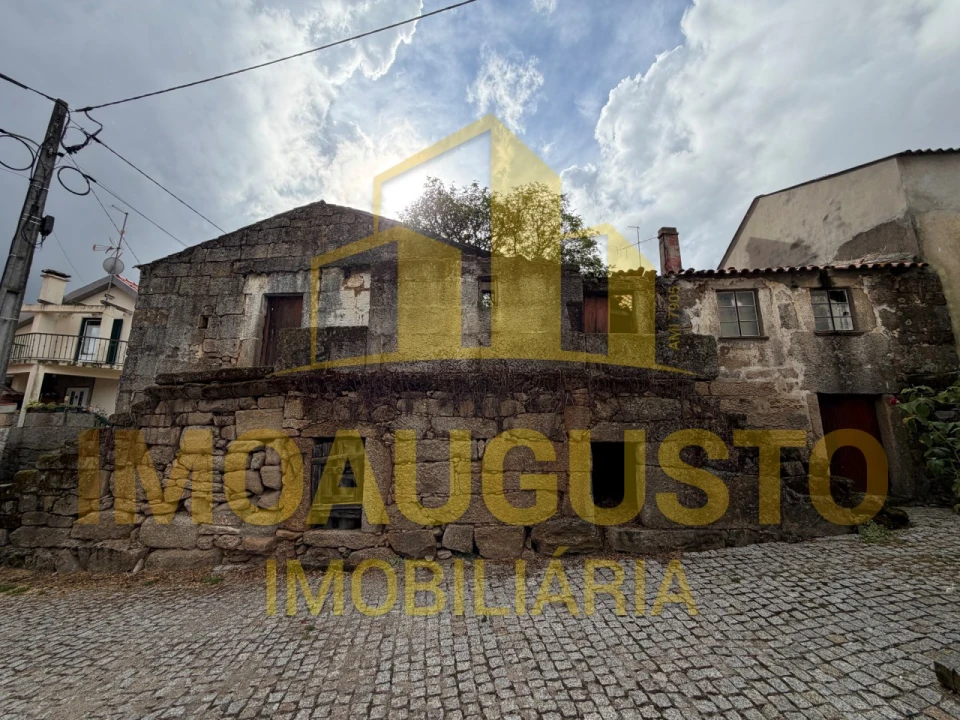 Moradia para Venda em Pousade e Albardo Foto 3