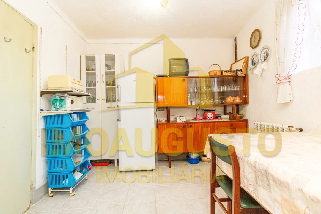 Moradia T3 para Venda em Arcozelo Foto 7