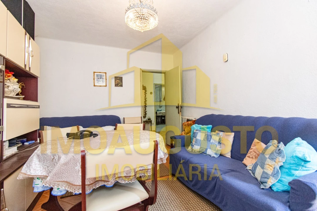 Moradia T3 para Venda em Arcozelo Foto 9